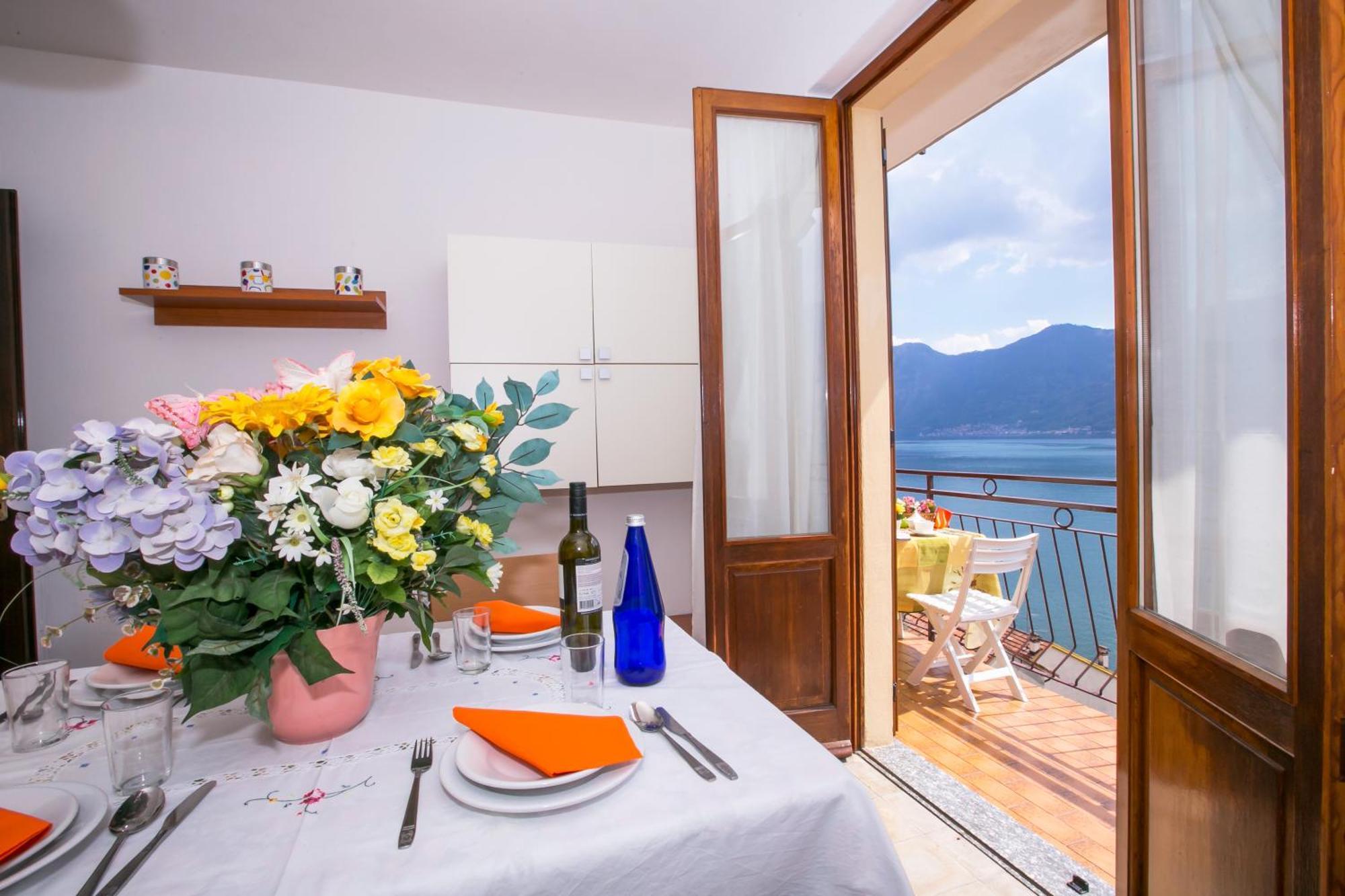 Bella Lake View Colonno ภายนอก รูปภาพ